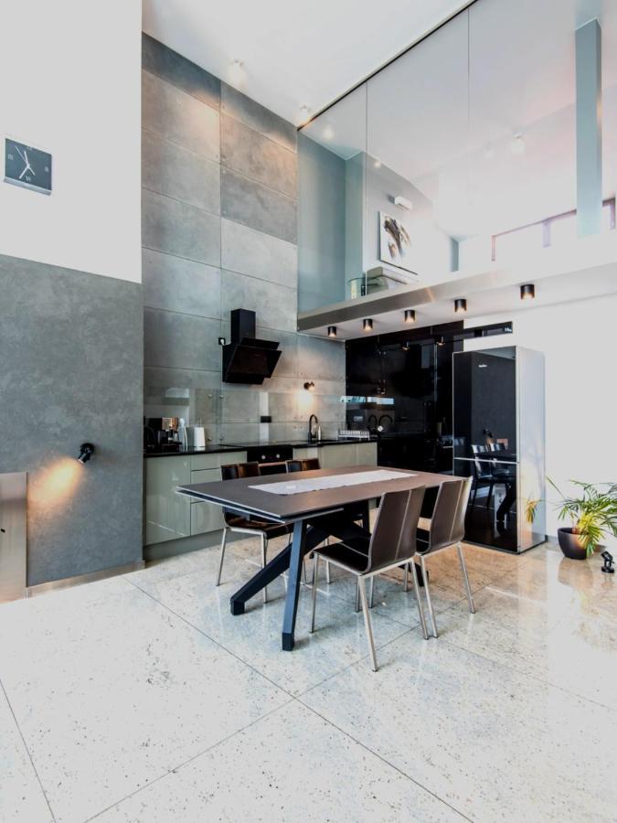 Mlynska 8 Apartament Z Prywatnym Basenem Bielsko-Biała Buitenkant foto